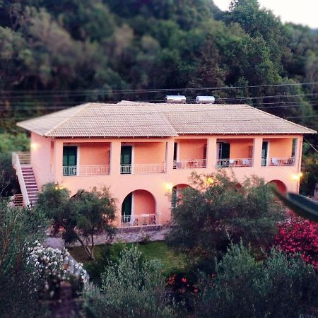 Rossi'S Studios Moraitika Exterior photo